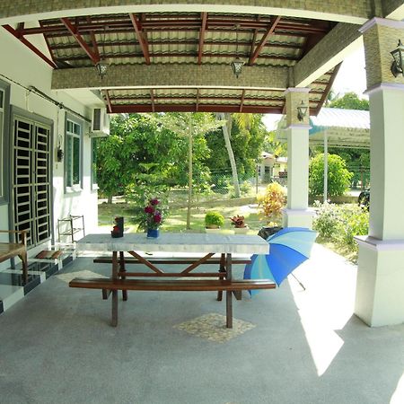 Twin Castle Homestay Kuala Pilah Exterior foto
